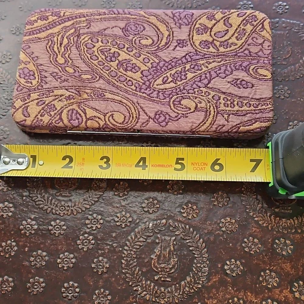 Paisley Patterned Flat Wallet - Picture 4 of 5